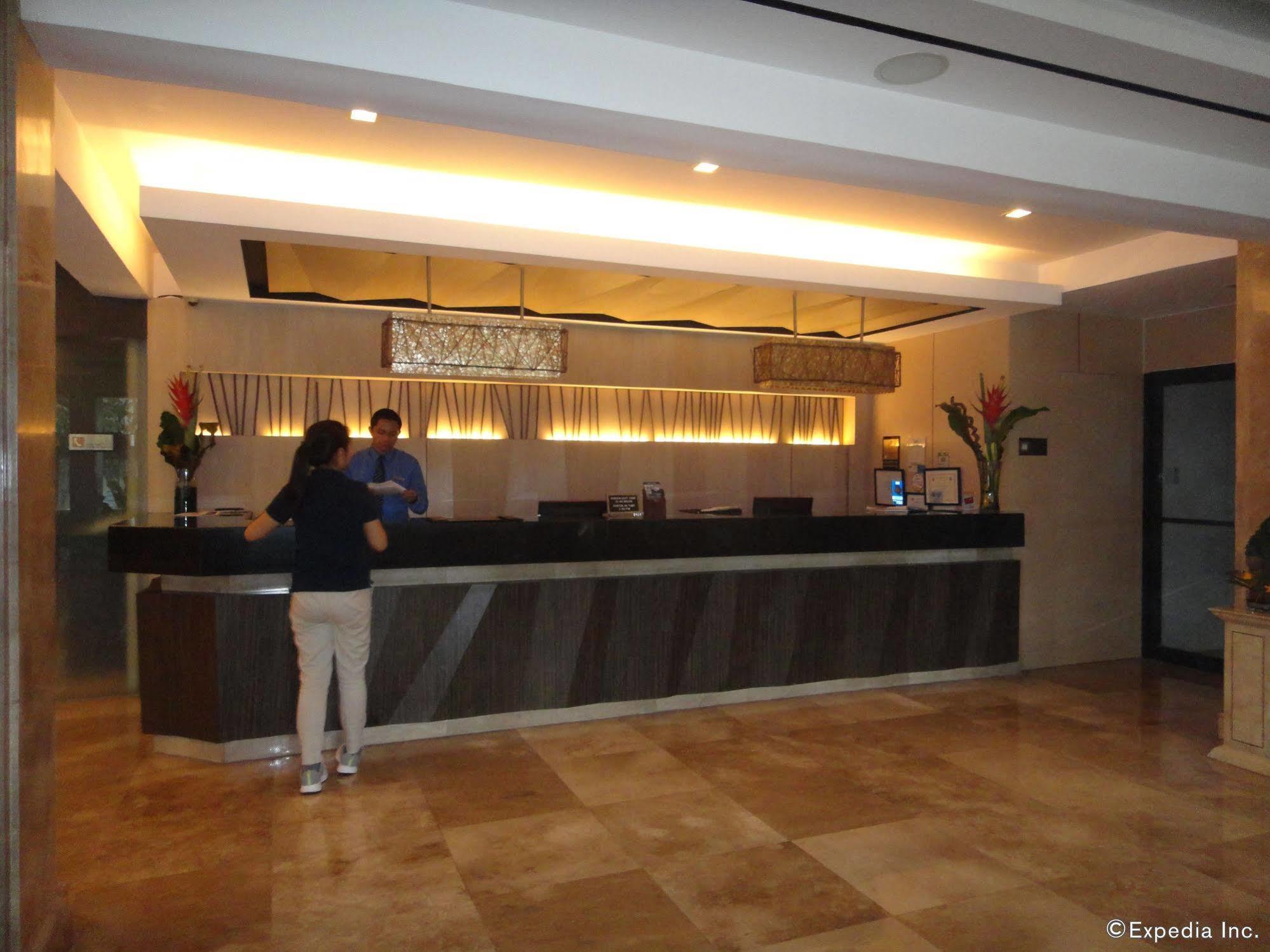 Cebu Grand Hotel מראה חיצוני תמונה