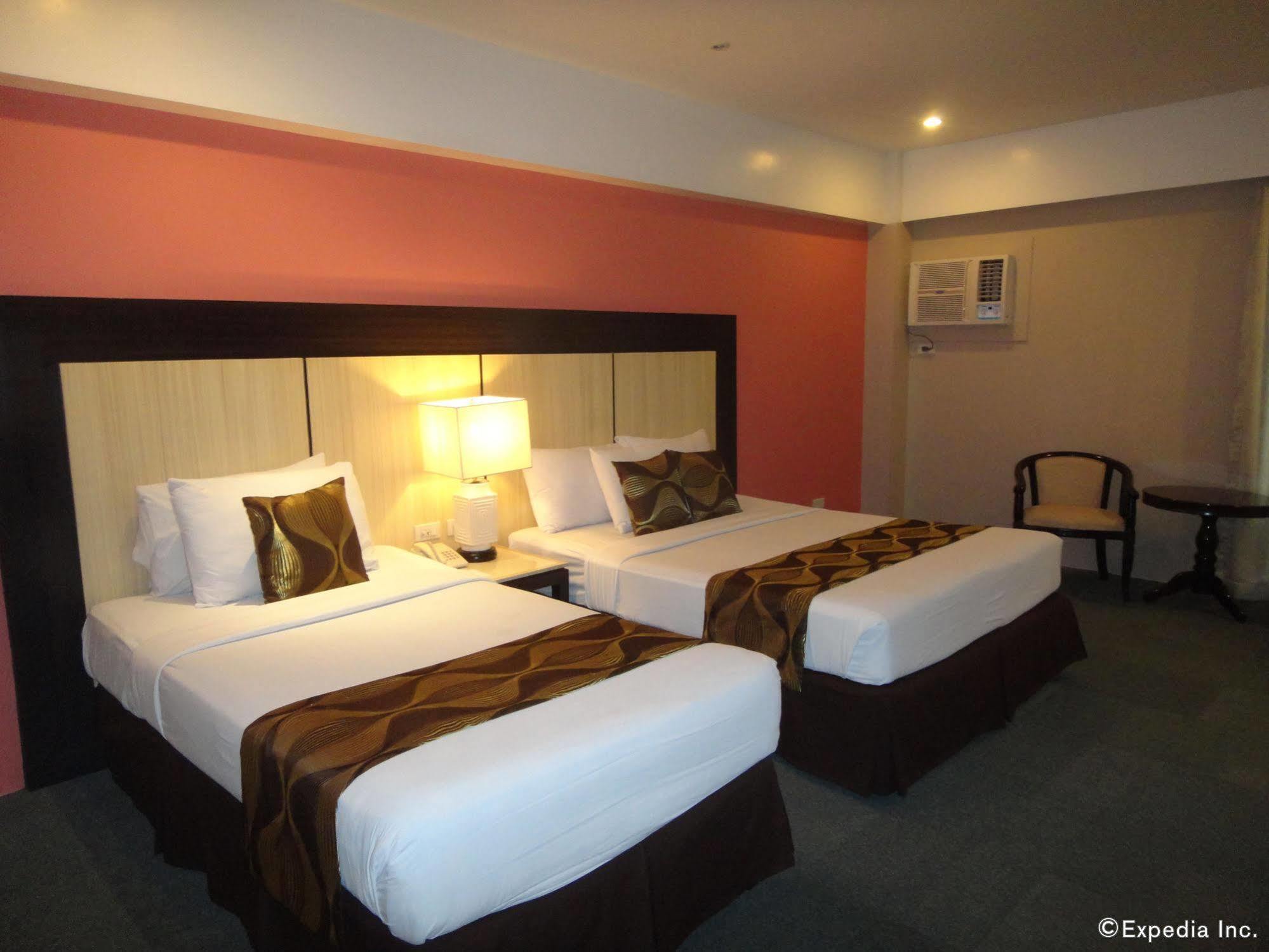Cebu Grand Hotel מראה חיצוני תמונה